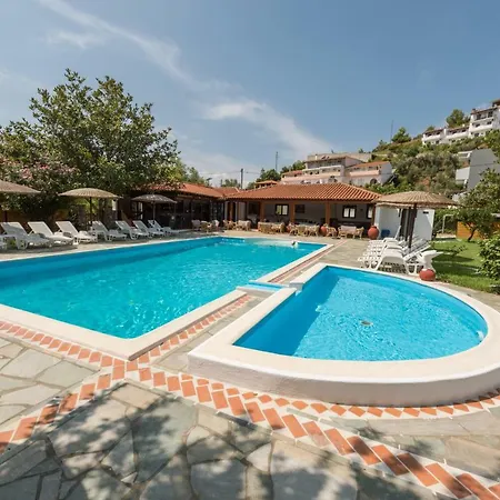 Strawberry Skiathos 4*