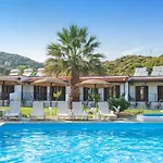Pensión Strawberry Skiathos 4*