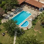 Pensión Strawberry Skiathos 4*