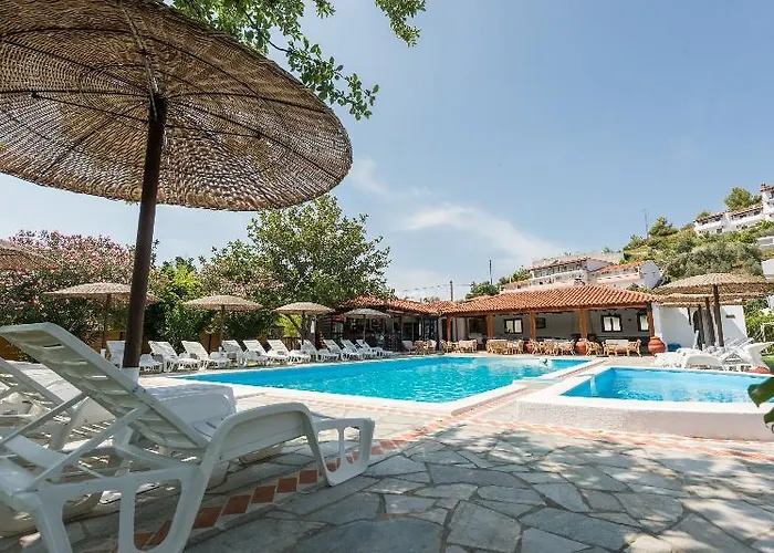 Konukevi Strawberry Skiathos Aya Paraskevi