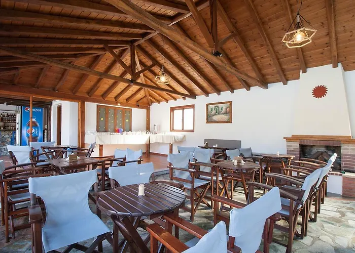 Konukevi Strawberry Skiathos 4*