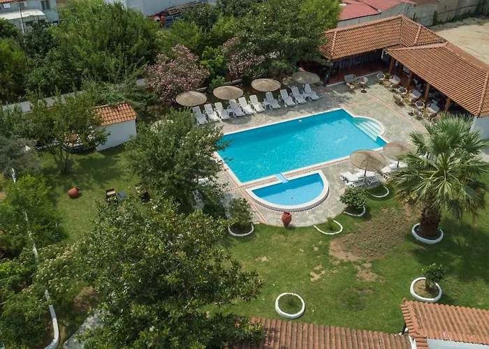 Konukevi Strawberry Skiathos Aya Paraskevi