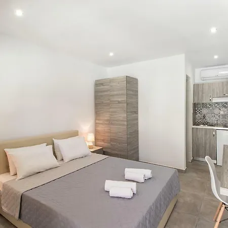 بيت ضيافة Strawberry Skiathos 4*