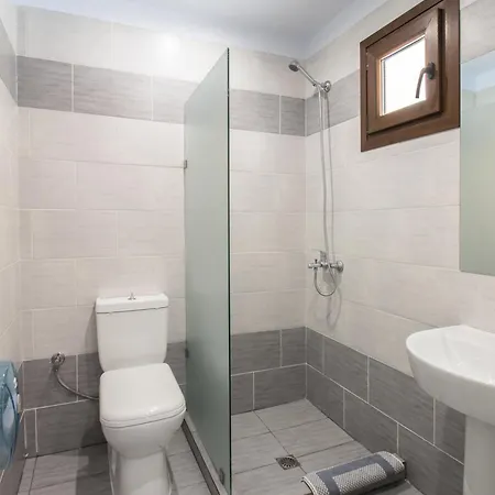 بيت ضيافة Strawberry Skiathos 4*