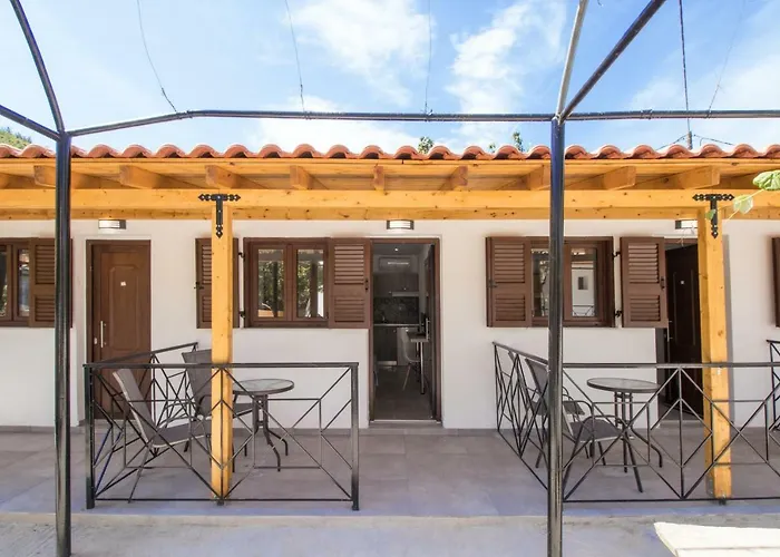 Strawberry Skiathos Agia Paraskevi (Skiathos)