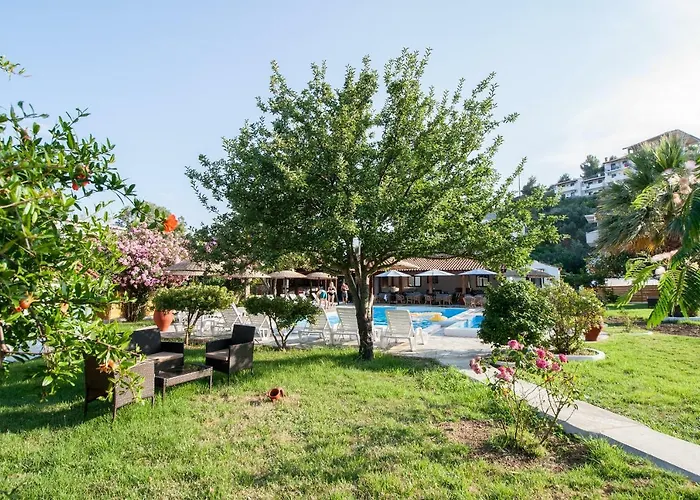 Strawberry Skiathos Guest house 4*